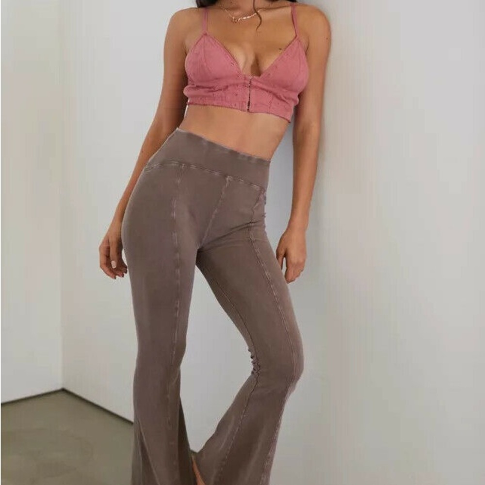 Urban Outfitters Flare Pant size M